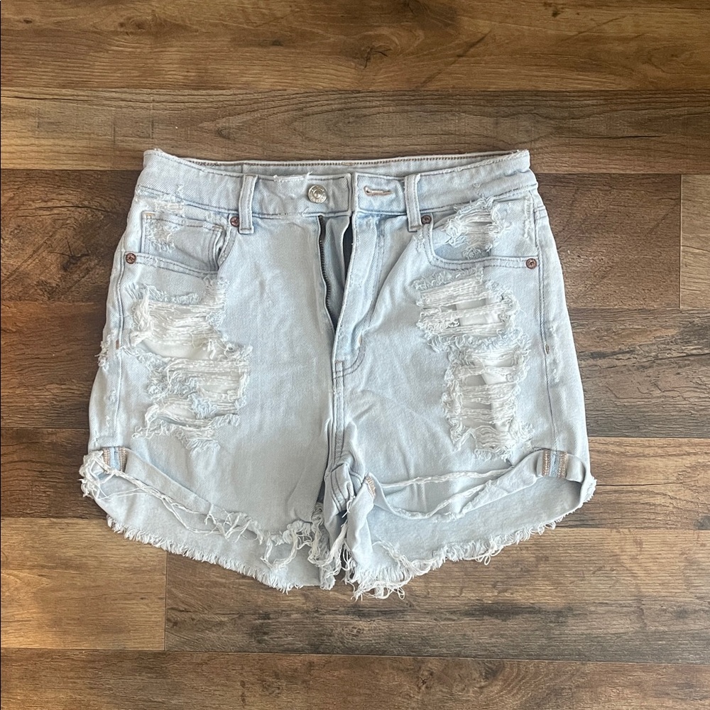 American Eagle Mom High Rise Destroyed  Stretchy Denim Shorts size 6